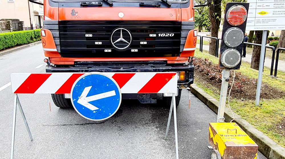 Radovi zatvorena cesta